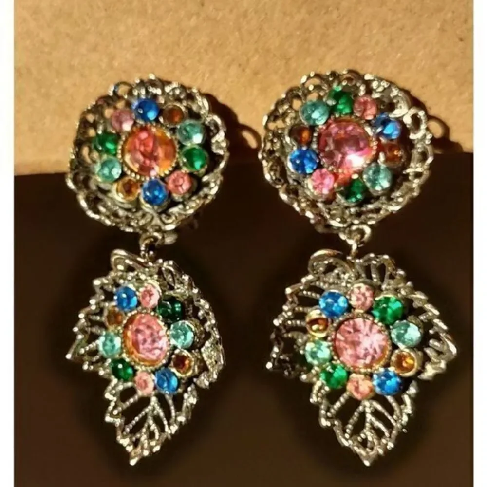 Pastel Rhinestone Dangling Leaf Clip On Earrings Silver Unmarked‎